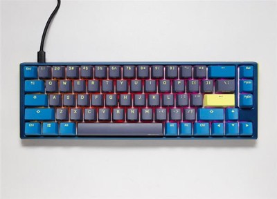 Ducky One 3 Daybreak SF 65%, nordiskt, Cherry Red#1